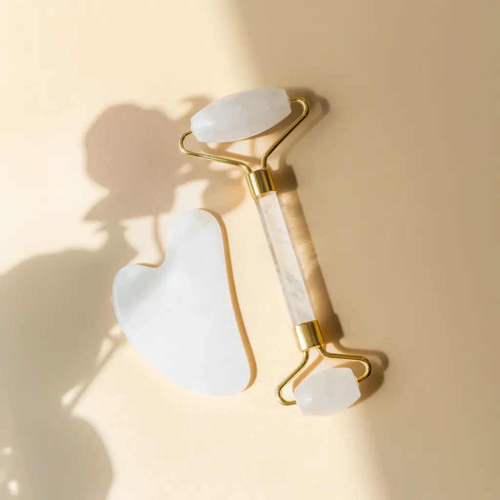 Massajador facial em quartzo 4.webp